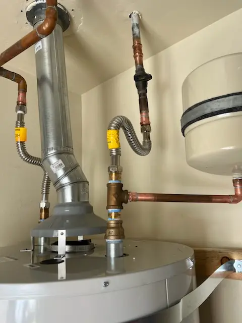 Water heater installation and plumbing repair in Dupont